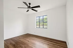 1207 Ridgemont Dr, Austin, TX 78723 - Photo 10