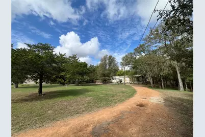 361 Laura Lane, Bastrop, TX 78602 - Photo 24