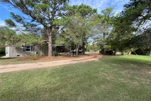 361 Laura Ln, Bastrop, TX 78602 - Photo 6