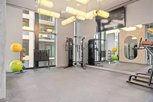 610 Davis St, Austin, TX 78701 - Photo 24