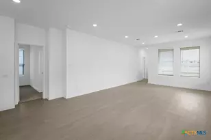 247 Flathead Street NE, New Braunfels, TX 78130 - Photo 4