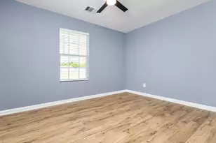 212 E Taylor St, Thrall, TX 76578 - Photo 16