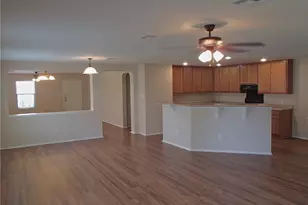 224 Wildwood Dr, Georgetown, TX 78633 - Photo 4