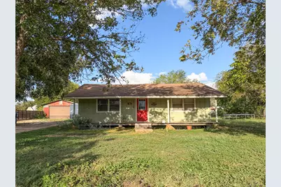207 Crockett Street, Martindale, TX 78655 - Photo 1