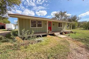 207 Crockett St, Martindale, TX 78655 - Photo 30