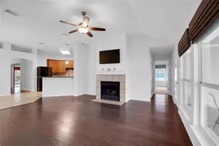281 Hutton Dr, Kyle, TX 78640 - Photo 8