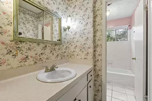 2405 Grace St, Taylor, TX 76574 - Photo 12