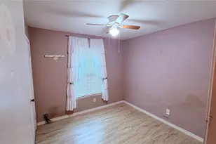 8404 Maine Dr, Austin, TX 78758 - Photo 18