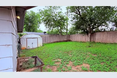 8404 Maine Drive, Austin, TX 78758 - Photo 24