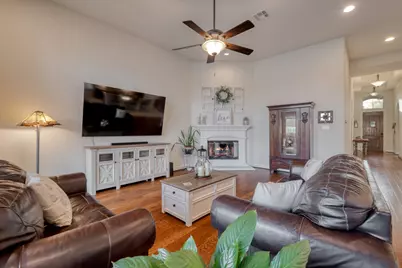 3613 Del Payne Lane, Pflugerville, TX 78660 - Photo 8