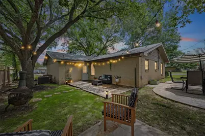 609 Laurel Street, Bastrop, TX 78602 - Photo 1