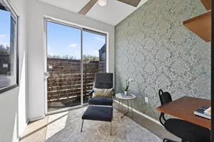 2301 S 5th St, Austin, TX 78704 - Photo 4