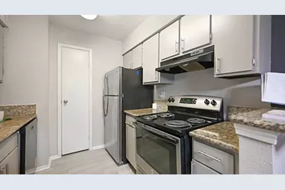 1901 Lakeside Drive #412, Seabrook, TX 77586 - Photo 6