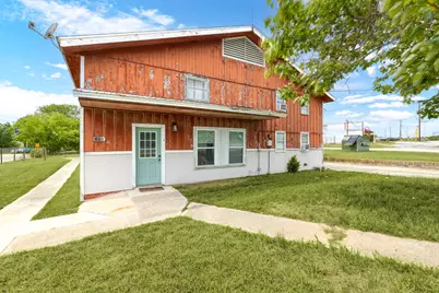 805 N Magnolia Avenue, Luling, TX 78648 - Photo 26