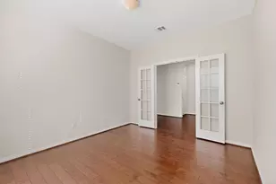 102 Plantain Dr, Hutto, TX 78634 - Photo 8