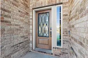 102 Plantain Dr, Hutto, TX 78634 - Photo 4