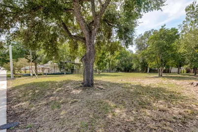 1412 W Hopkins Street, San Marcos, TX 78666 - Photo 8