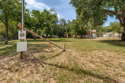 1412 W Hopkins Street, San Marcos, TX 78666 - Photo 6