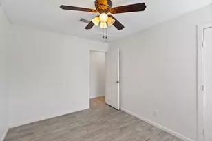 2604 Cockburn Dr, Austin, TX 78745 - Photo 14