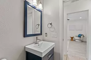 2604 Cockburn Dr, Austin, TX 78745 - Photo 18