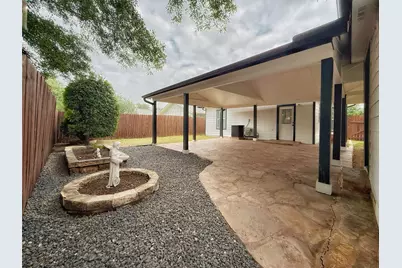 6915 Villita Avenida Street, Austin, TX 78741 - Photo 24