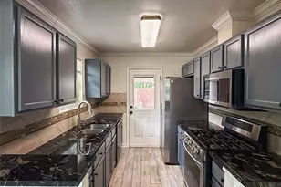 6915 Villita Avenida St, Austin, TX 78741 - Photo 16
