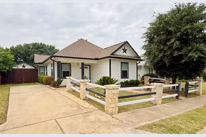 6915 Villita Avenida Street, Austin, TX 78741 - Photo 1