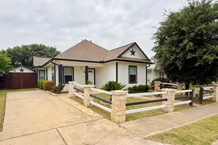 6915 Villita Avenida St, Austin, TX 78741 - Photo 1