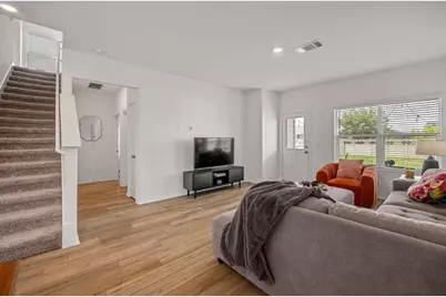 430 Buenos Aires, Kyle, TX 78640 - Photo 6