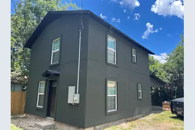 304 S Walnut Street #A, B, & C, Lampasas, TX 76550 - Photo 2