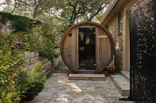 5612 Bonnell Vista St, Austin, TX 78731 - Photo 20