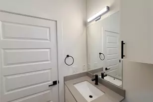 1212 Lily Terrace, Austin, TX 78741 - Photo 14