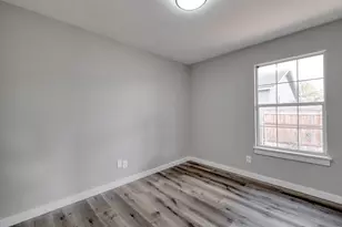 409 Talley St, Taylor, TX 76574 - Photo 20