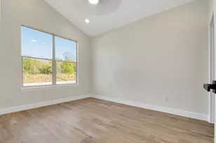 151 Kawainui Ln, Bastrop, TX 78602 - Photo 20
