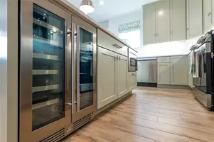 2004 Chestnut Ave, Austin, TX 78722 - Photo 12