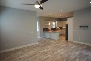 6913 Providence Ave, Austin, TX 78752 - Photo 6