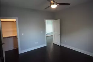 6913 Providence Ave, Austin, TX 78752 - Photo 22