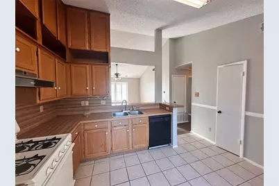 1411 Gracy Farms Lane #102, Austin, TX 78758 - Photo 6