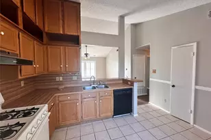 1411 Gracy Farms Ln, Austin, TX 78758 - Photo 6