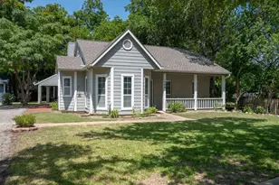 1208 S Church St, Georgetown, TX 78626 - Photo 2