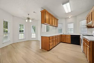 1208 S Church Street, Georgetown, TX 78626 - Photo 8