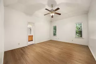 1208 S Church St, Georgetown, TX 78626 - Photo 16