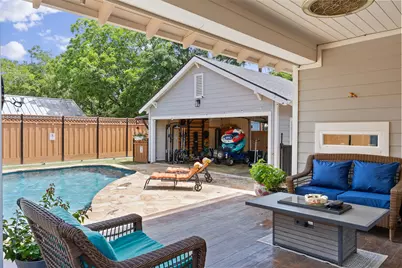 601 W 17th Street, Georgetown, TX 78626 - Photo 28