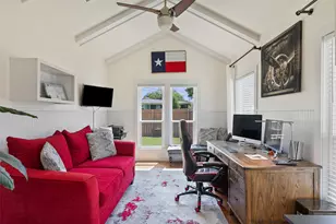 601 W 17th St, Georgetown, TX 78626 - Photo 6