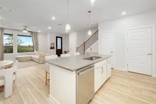 207 Flowers Ave, Hutto, TX 78634 - Photo 12