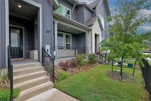 207 Flowers Ave, Hutto, TX 78634 - Photo 24