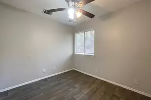 10700 Topperwein Dr, Austin, TX 78758 - Photo 14