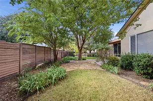103 Dewberry Dr, Georgetown, TX 78633 - Photo 32