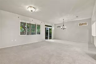 103 Dewberry Dr, Georgetown, TX 78633 - Photo 10