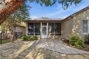 103 Dewberry Dr, Georgetown, TX 78633 - Photo 6